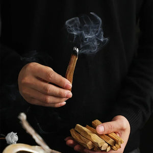 Holzräucherstäbchen