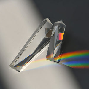 Meditative Regenbogenkristall-Dekoration für spirituelle Praxis